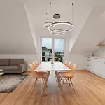 Διαμέρισμα Seaside Luxus 8 Mit Balkon Und Fahrstuhl