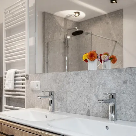 Apartment Seaside Luxus 8 Mit Balkon Und Fahrstuhl *